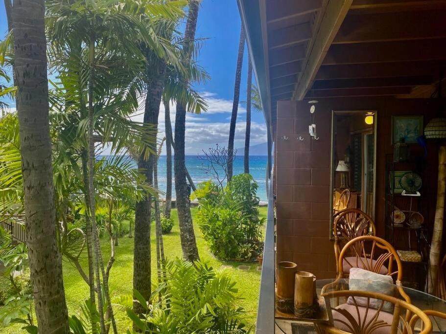 Апартаменты Oceanfront With Aircon-Hear The Waves-Amazing Views-Wifi Лахайна Экстерьер фото