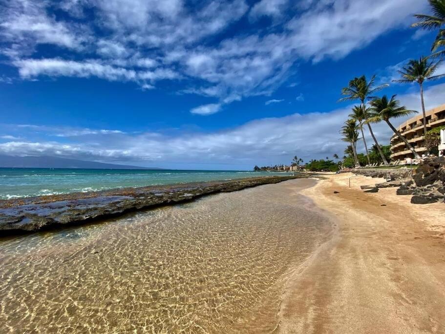 Апартаменты Oceanfront With Aircon-Hear The Waves-Amazing Views-Wifi Лахайна Экстерьер фото