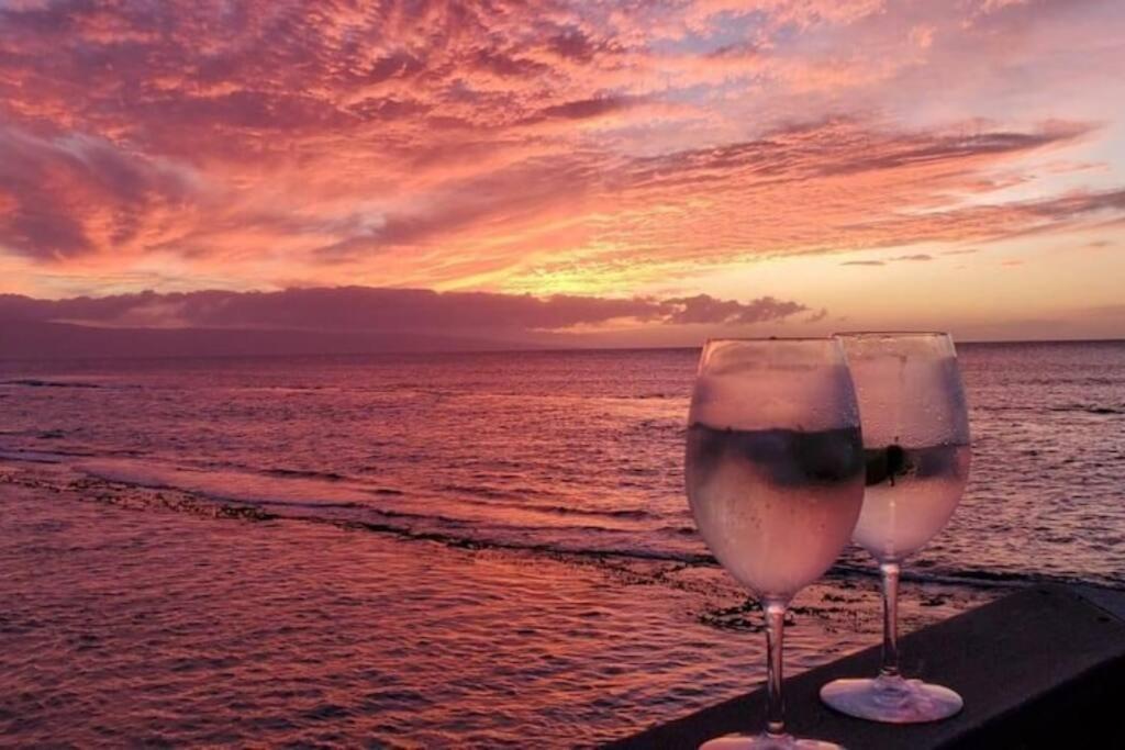 Апартаменты Oceanfront With Aircon-Hear The Waves-Amazing Views-Wifi Лахайна Экстерьер фото